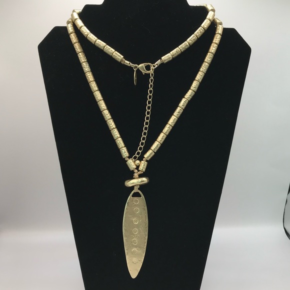Chico’s Gold-Tone Arrowhead Pendant Necklace - Picture 2 of 9